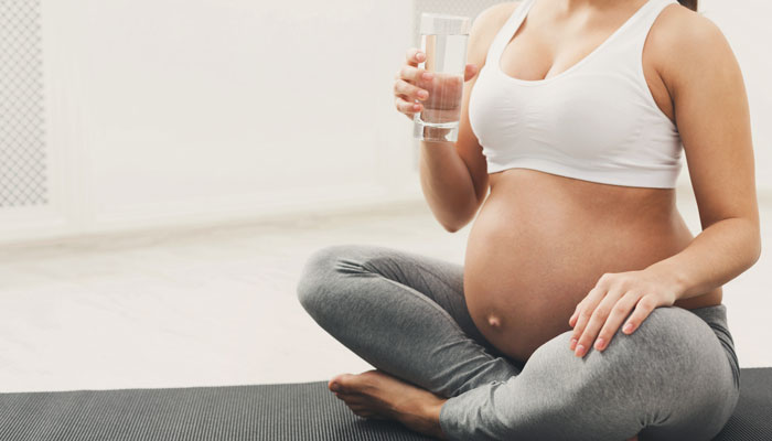 Stay Hydrated During Pregnancy to reduce stretch marks